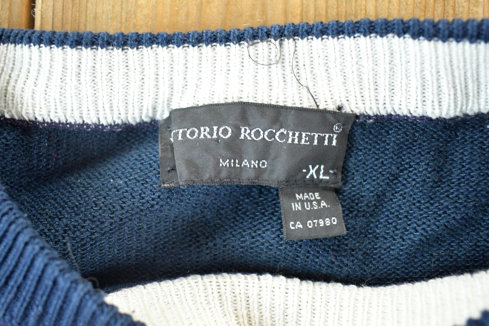 Vintage 1990s Vintorio Rochetti Knit Abstract Pattern Crewneck Sweater Mens XL from propervintagecanada