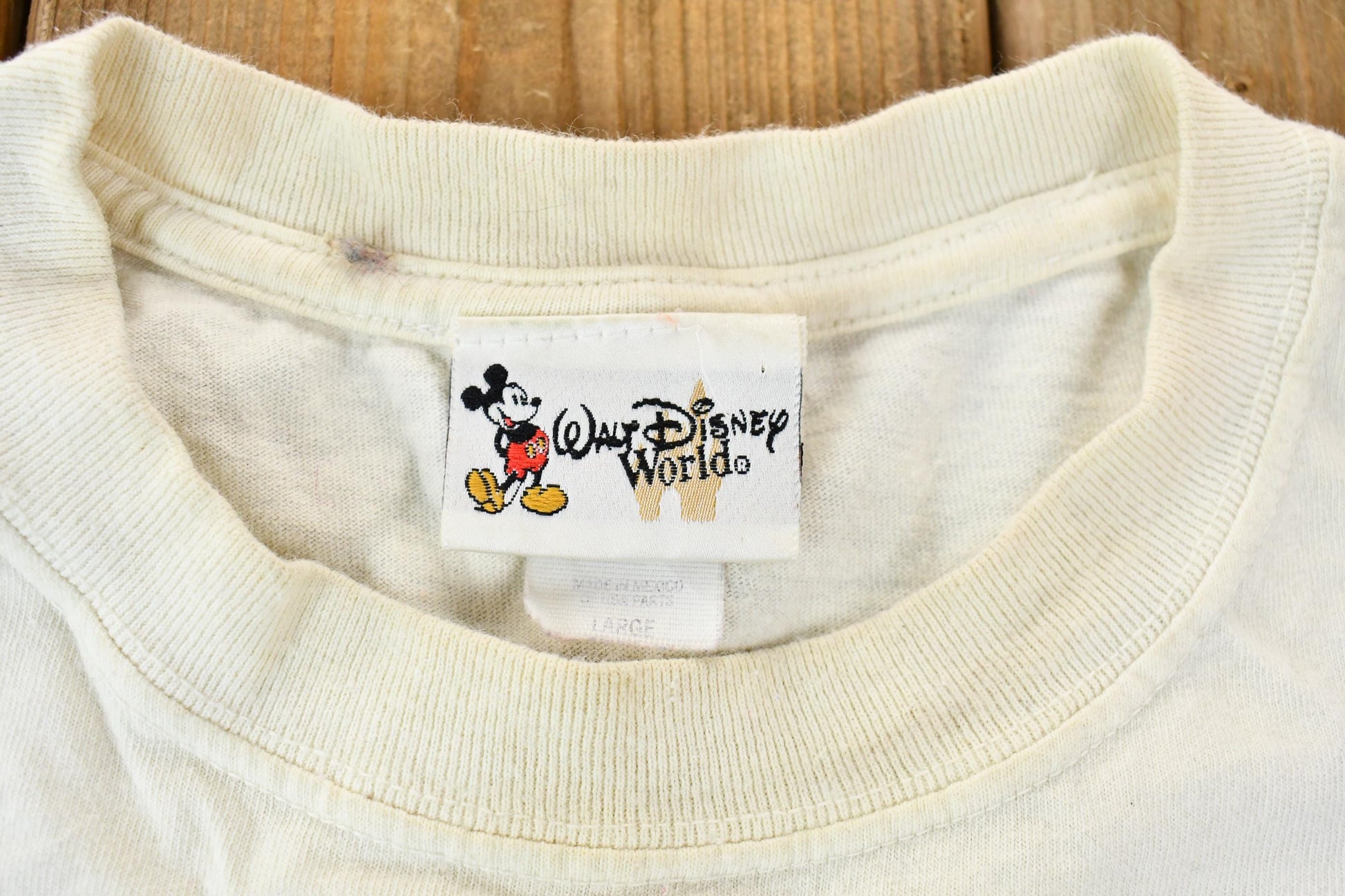 Vintage 1990s Walt Disney World Single Stitch Graphic Mickey Mouse T-Shirt Men's Medium from propervintagecanada