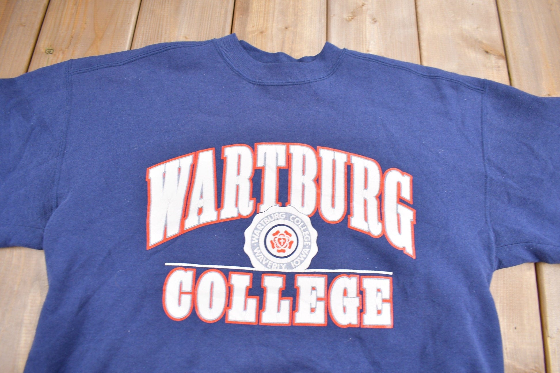 Vintage 1990s Wartburg College Collegiate Crewneck Men's Large from propervintagecanada