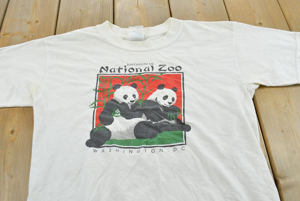 Vintage 1990s Washington DC Smithsonian National Zoo Pandas Souvenir Promotional T-Shirt Youth M from propervintagecanada