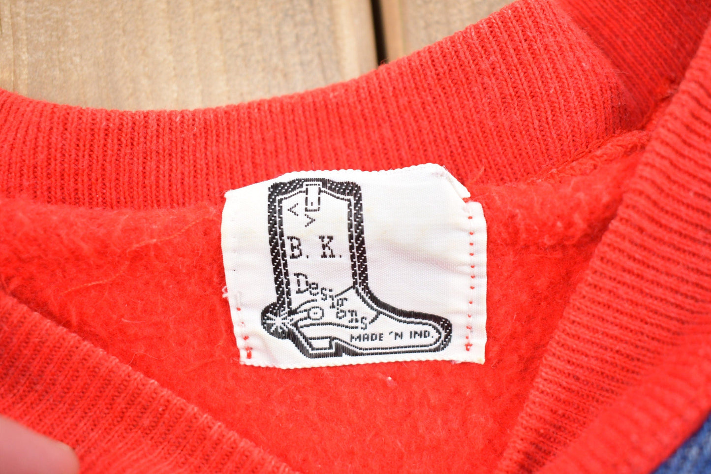 Vintage 1990s Western Theme Crewneck Sweatshirt Men's M from propervintagecanada
