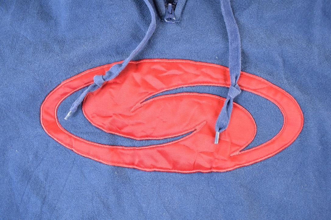 Vintage 1990s White Bear Clothing Hoodie Sweatshirt Mens L from propervintagecanada