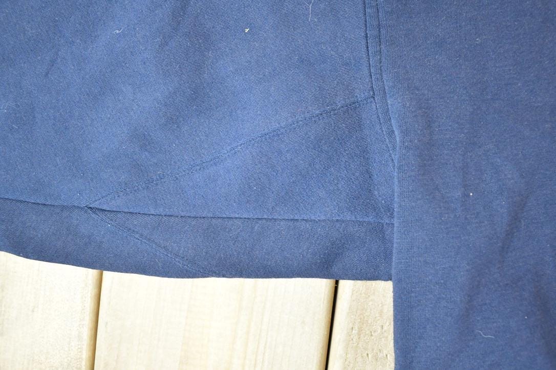 Vintage 1990s Whitetail Deer Briar Creek Souvenir Outdoorsman Crewneck Sweatshirt Made In USA Men's XL from propervintagecanada