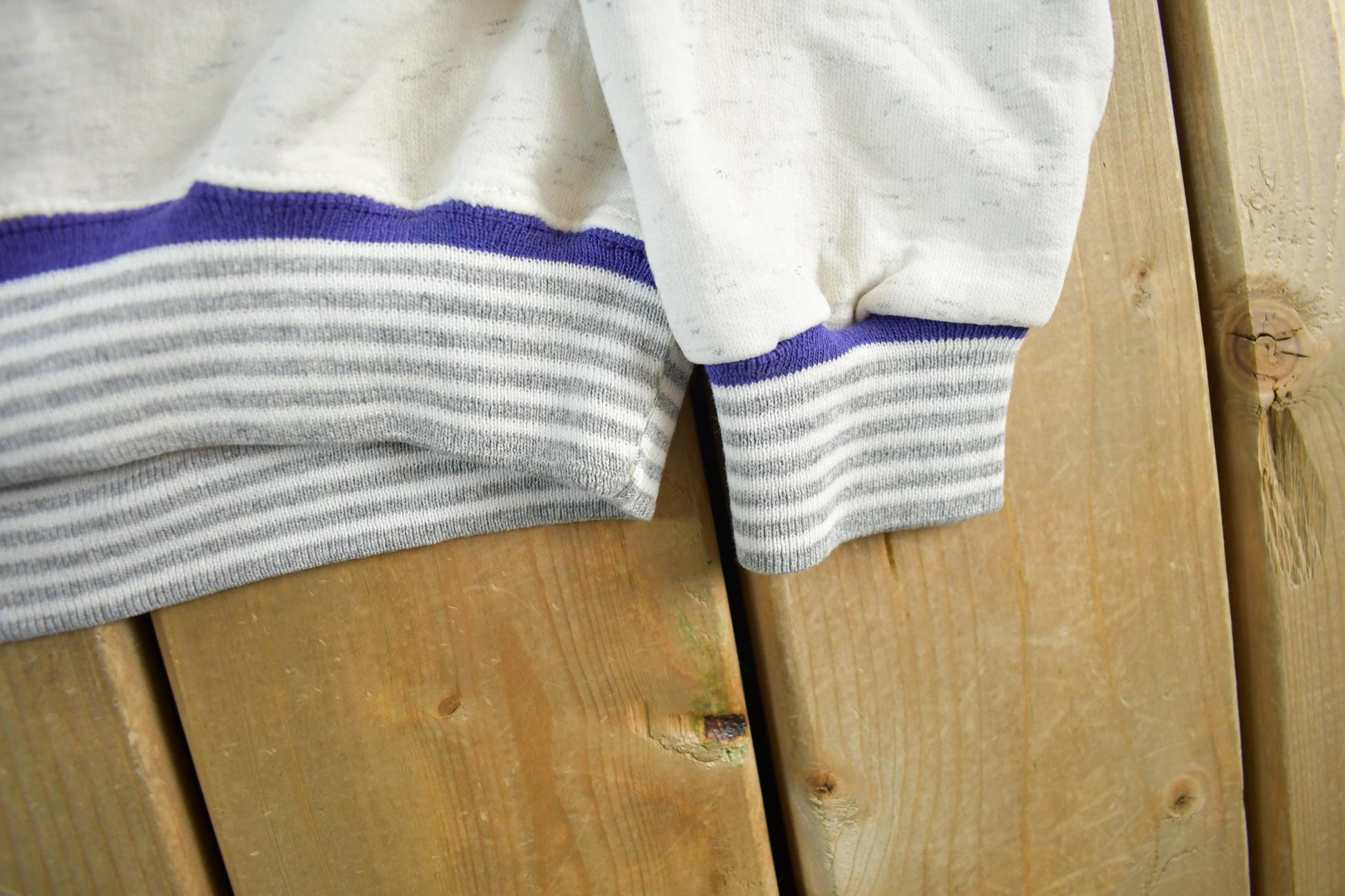 Vintage 1990s Wildcats Basketball Collegiate Crewneck Sweatshirt Men's Small from propervintagecanada