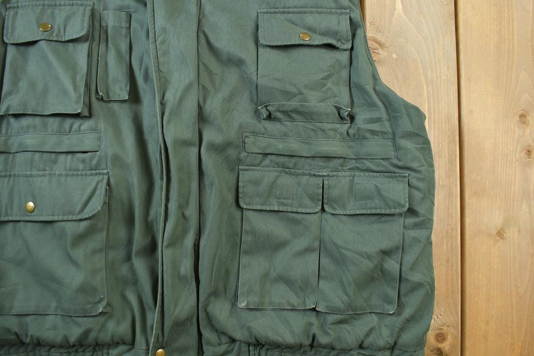 Vintage 1990s Willow Bay Utility Vest Men's 2XL from propervintagecanada