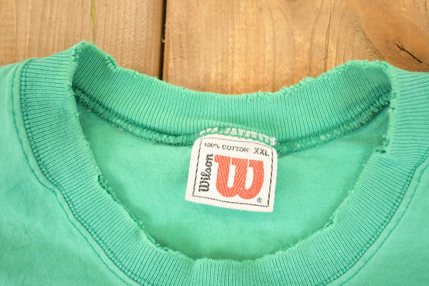 Vintage 1990s Wilson Heavyweight Souvenir Travel T-Shirt Men's XL from propervintagecanada