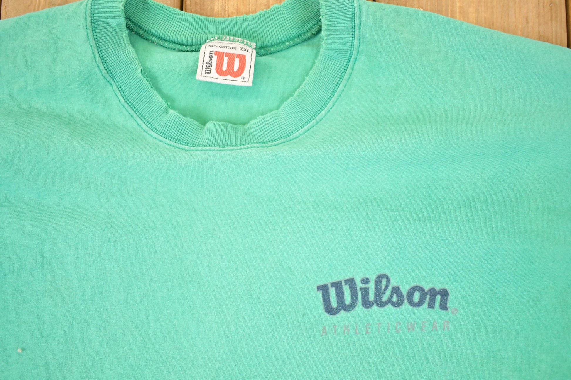 Vintage 1990s Wilson Heavyweight Souvenir Travel T-Shirt Men's XL from propervintagecanada