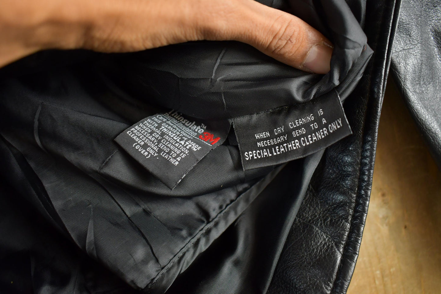 Vintage 1990s Wilson Thinsulate Motorcycle Leather Biker Jacket Adult Large Men's Small from propervintagecanada