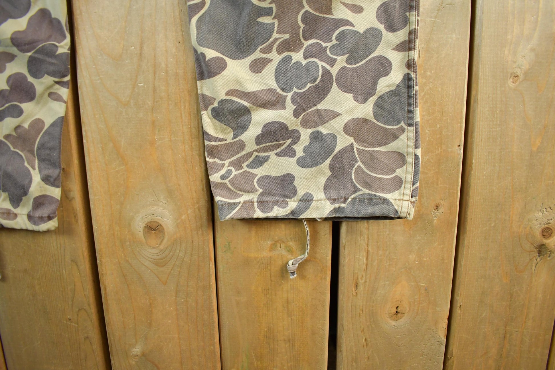 Vintage 1990s Winchester Camo Hunting Pants Men's 35 x 30 from propervintagecanada