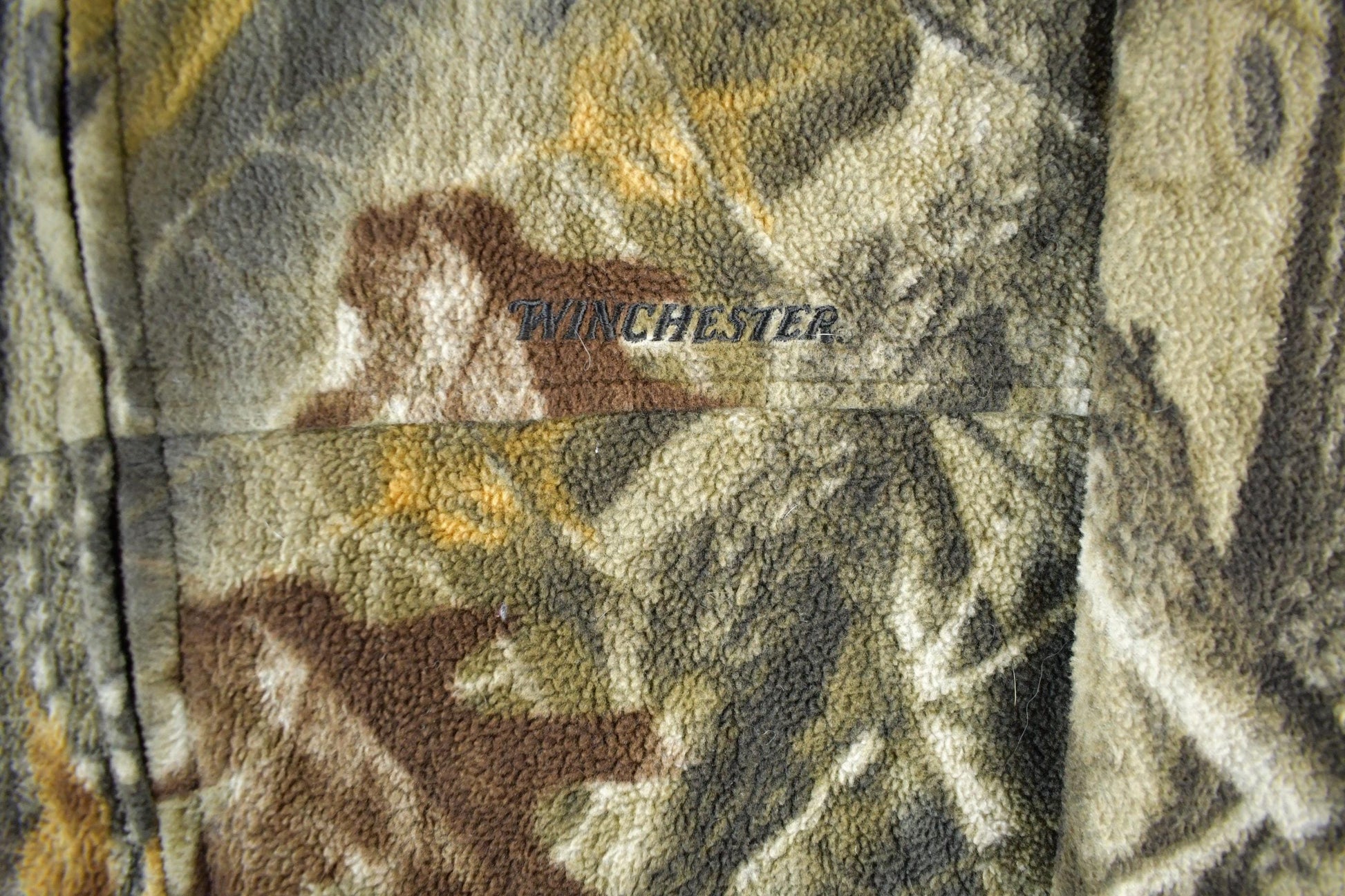 Vintage 1990s Winchester Tree Camo Zip Up Fleece Sweater Jacket Men's Large from propervintagecanada