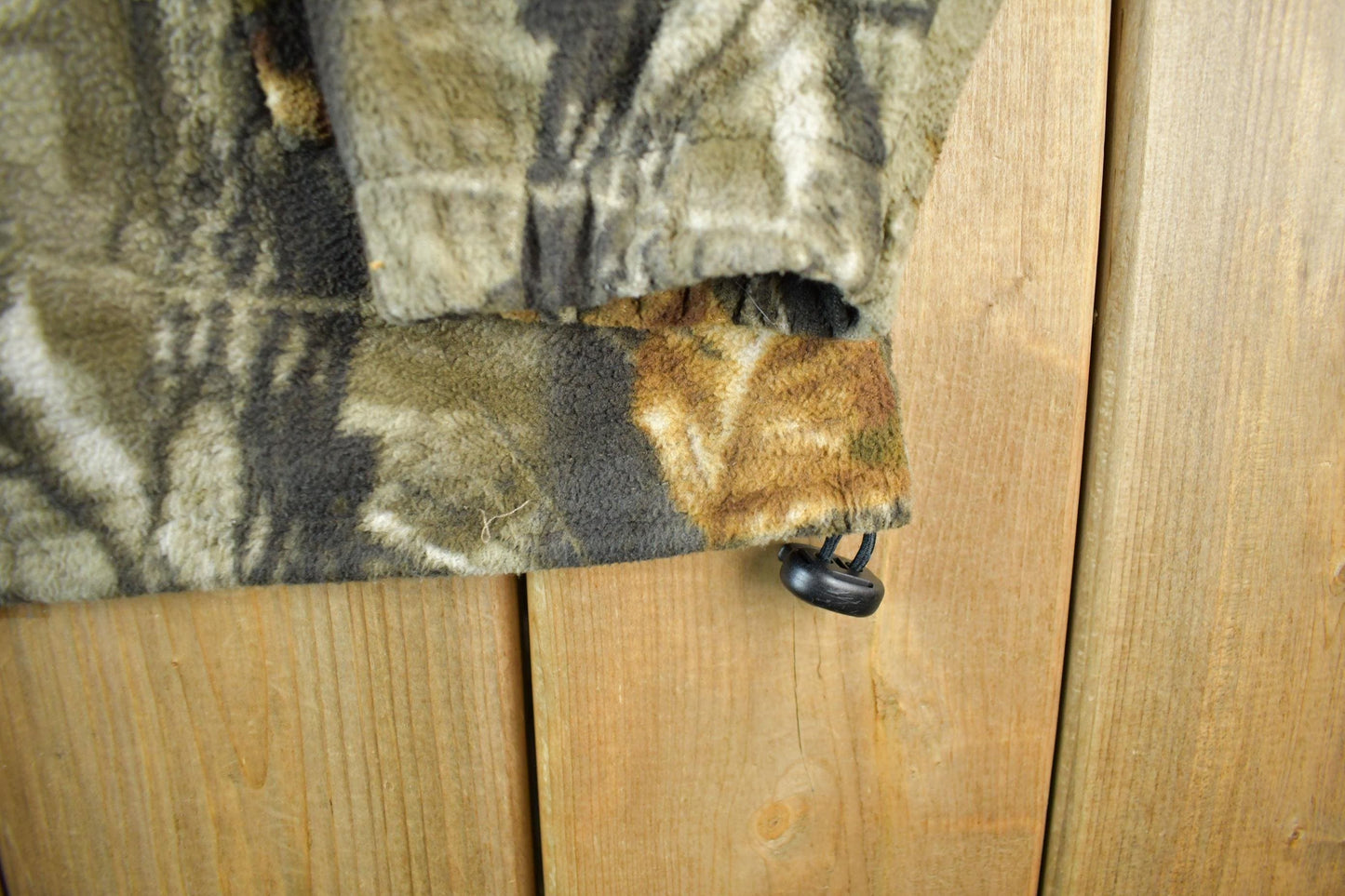 Vintage 1990s Winchester Tree Camo Zip Up Fleece Sweater Jacket Men's Large from propervintagecanada