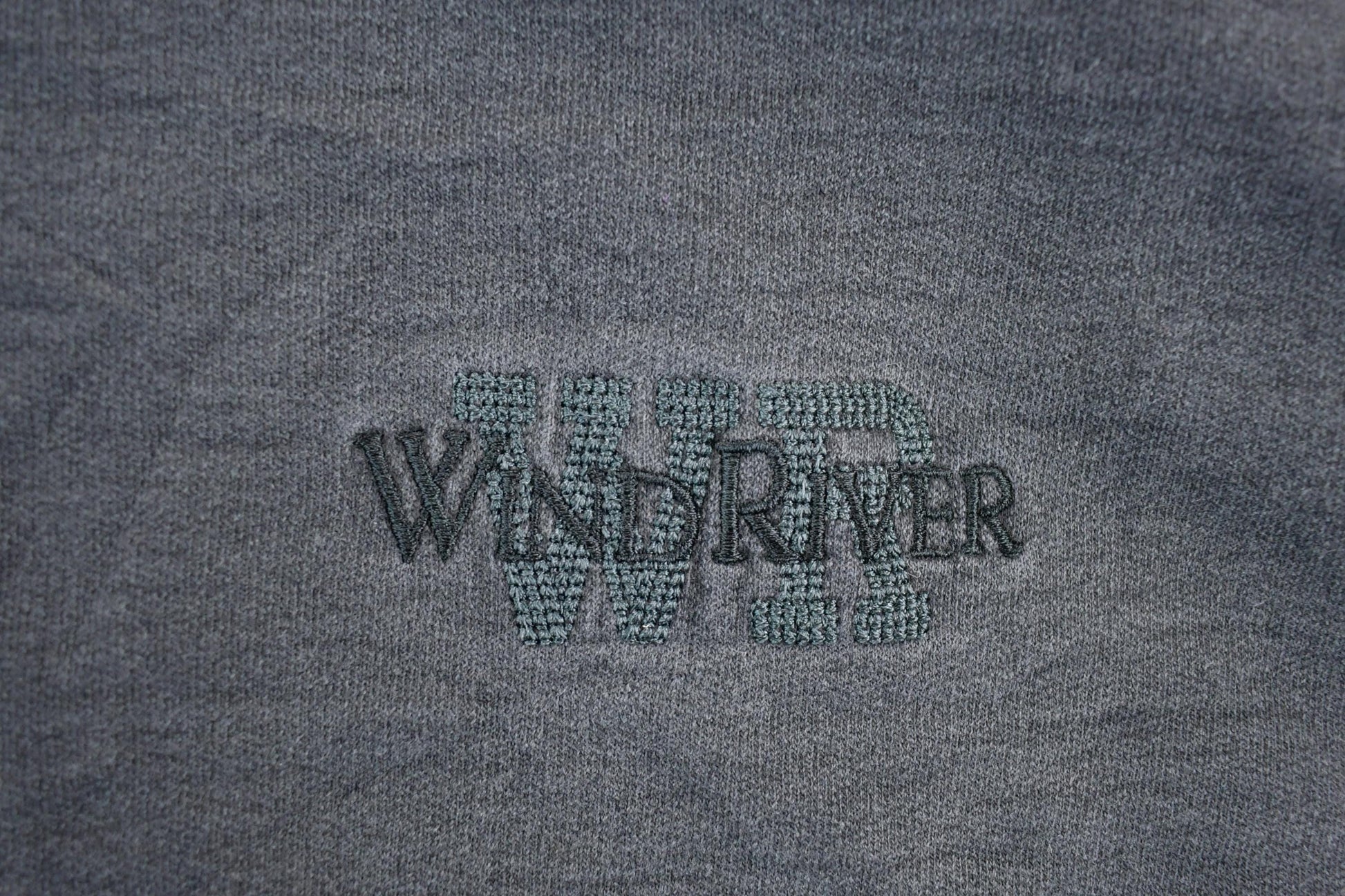 Vintage 1990s Windriver Outdoorsman Crewneck Sweatshirt Men's XL from propervintagecanada