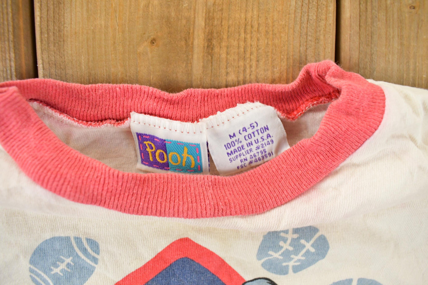 Vintage 1990s Winnie The Pooh Cartoon T-Shirt Toddler Medium Men's Medium from propervintagecanada