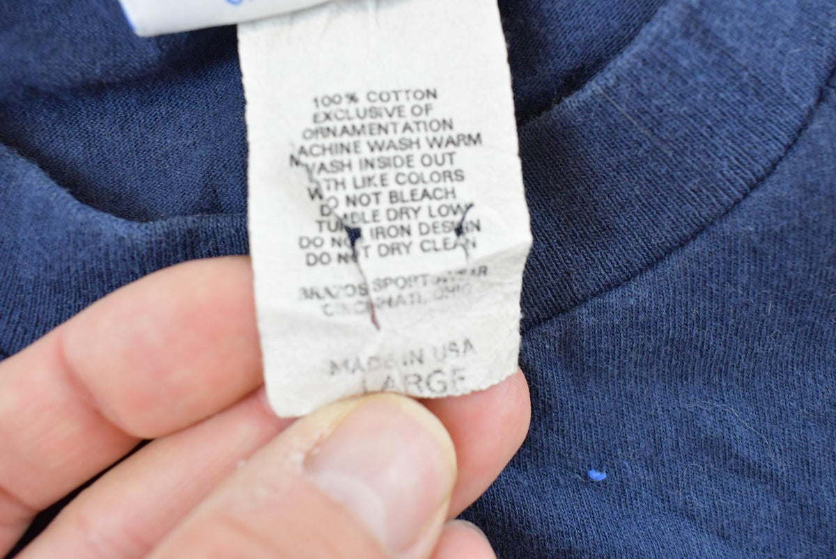 Vintage 1990s Winnie The Pooh Embroidered T-Shirt Mens M from propervintagecanada