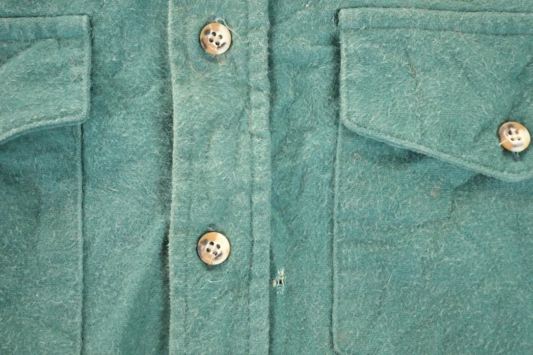 Vintage 1990s Winter Run Heavy Cotton Button Up Outdoorsman Shirt Men's XL from propervintagecanada