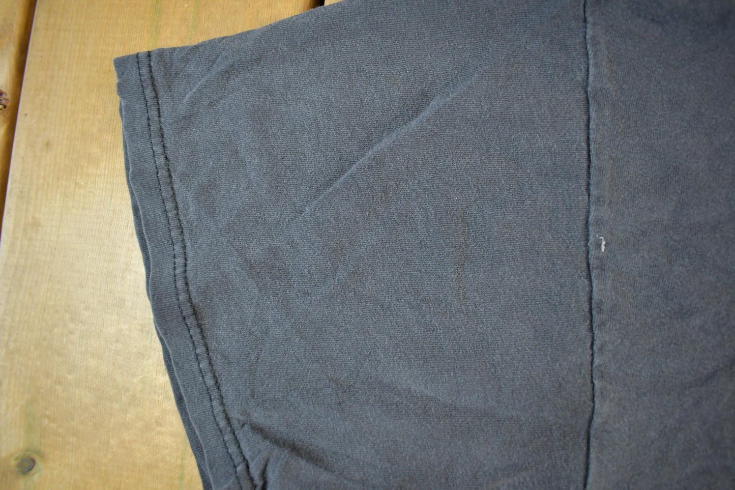 Vintage 1990s Wolf All Over Print Graphic T-Shirt Men's Large from propervintagecanada