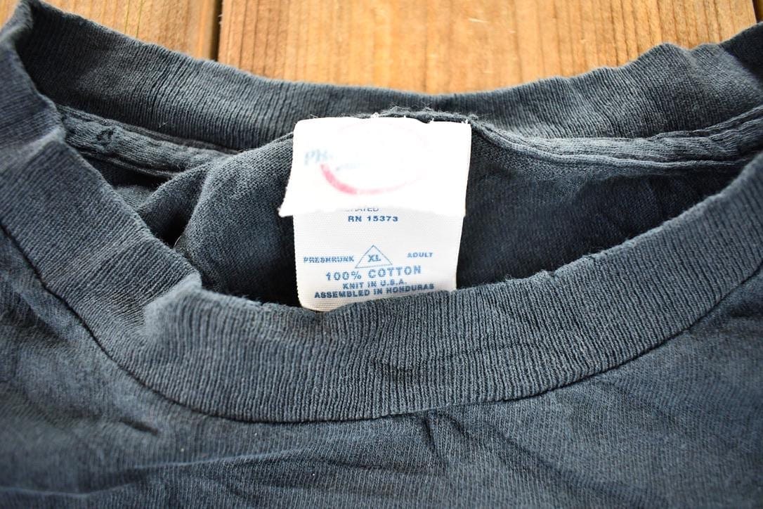 Vintage 1990s Wolf And Hawk Nature Crewneck Long sleeve Shirt Men's L from propervintagecanada