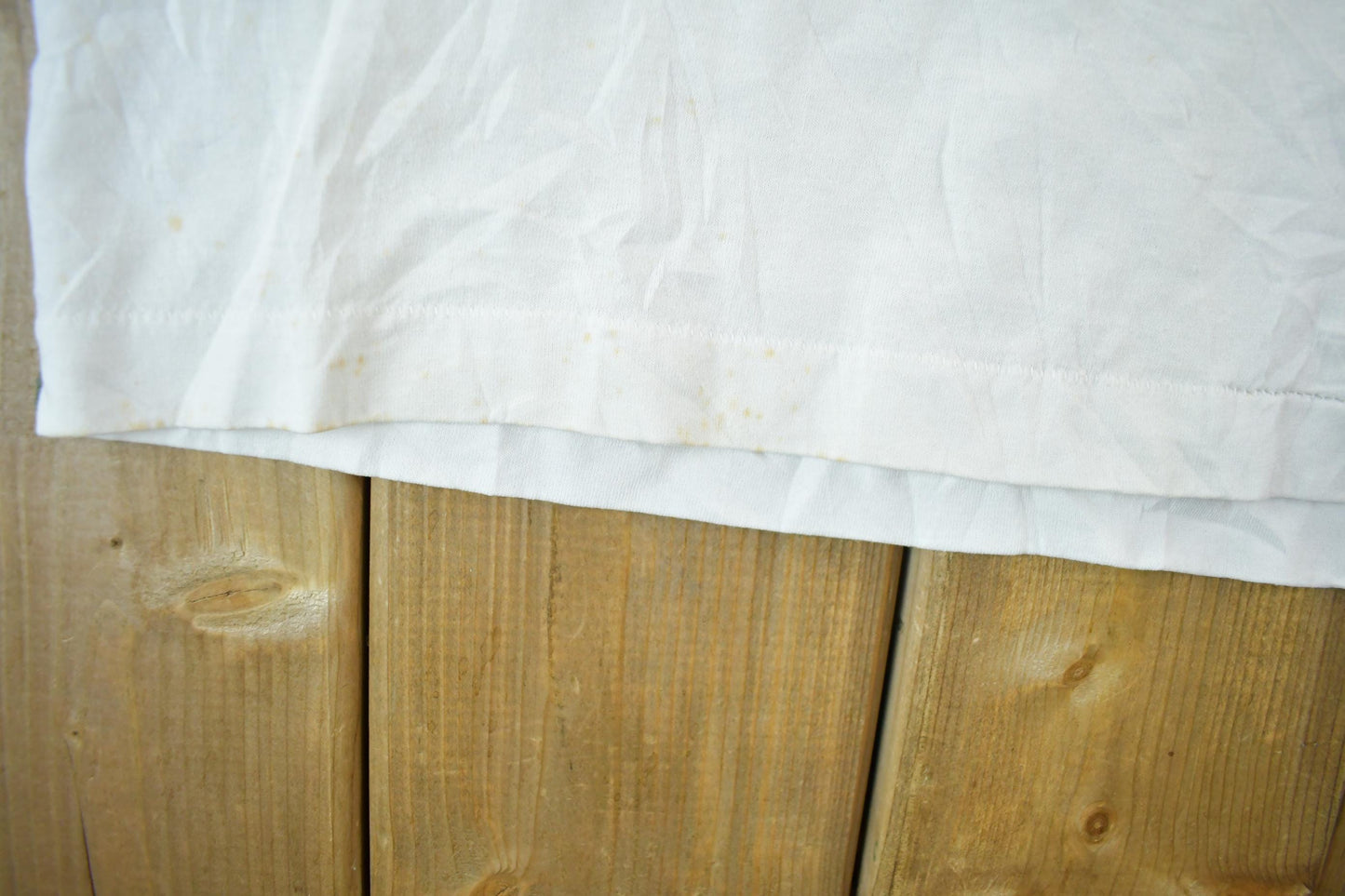 Vintage 1990s Wolf Graphic T Shirt Men's XL from propervintagecanada