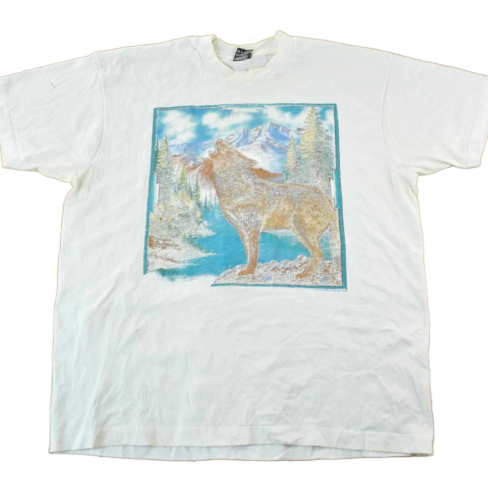 Vintage 1990s Wolf Graphic T Shirt Men's XL from propervintagecanada