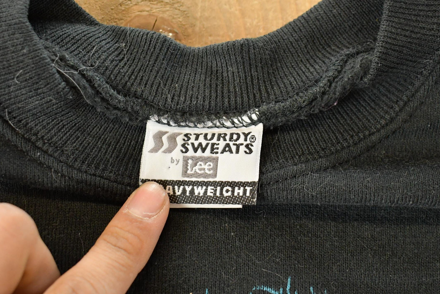Vintage 1990s Wolf Nature Crewneck Sweatshirt Men's Small from propervintagecanada