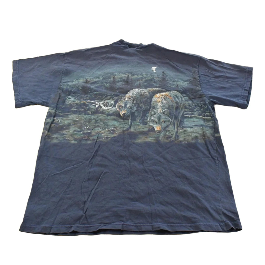 Vintage 1990s Wolf Theme All Over Print Graphic T-Shirt Men's XL from propervintagecanada