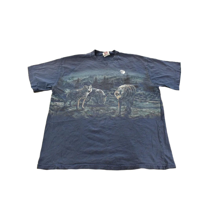 Vintage 1990s Wolf Theme All Over Print Graphic T-Shirt Men's XL from propervintagecanada