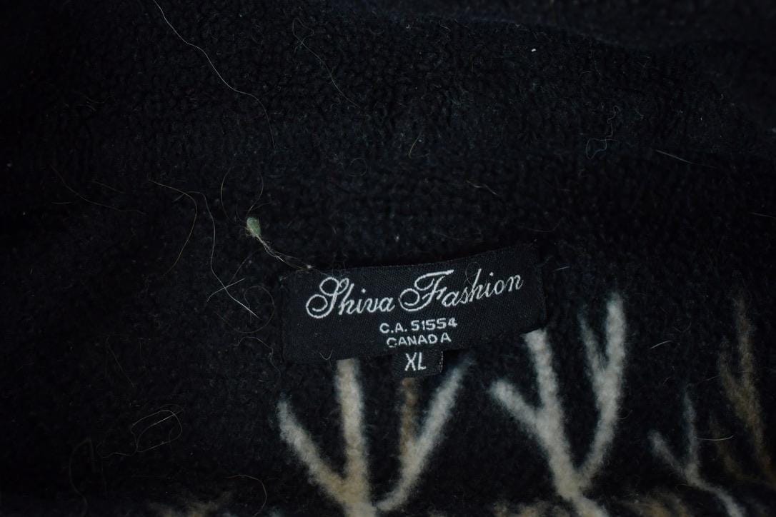 Vintage 1990s Wolfpack AOP Sheeva Fashion Fleece Sweater Men's XL from propervintagecanada