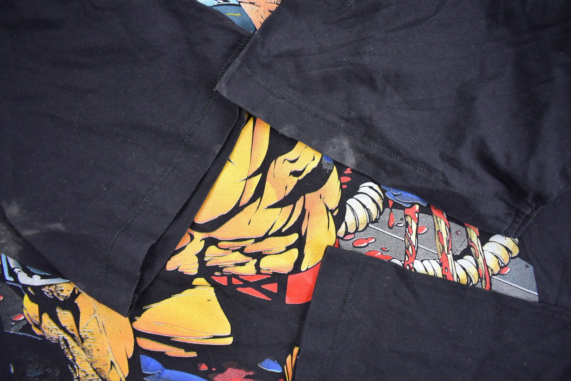 Vintage 1990s Wolverine X-Men Marvel Comics T-shirt from propervintagecanada