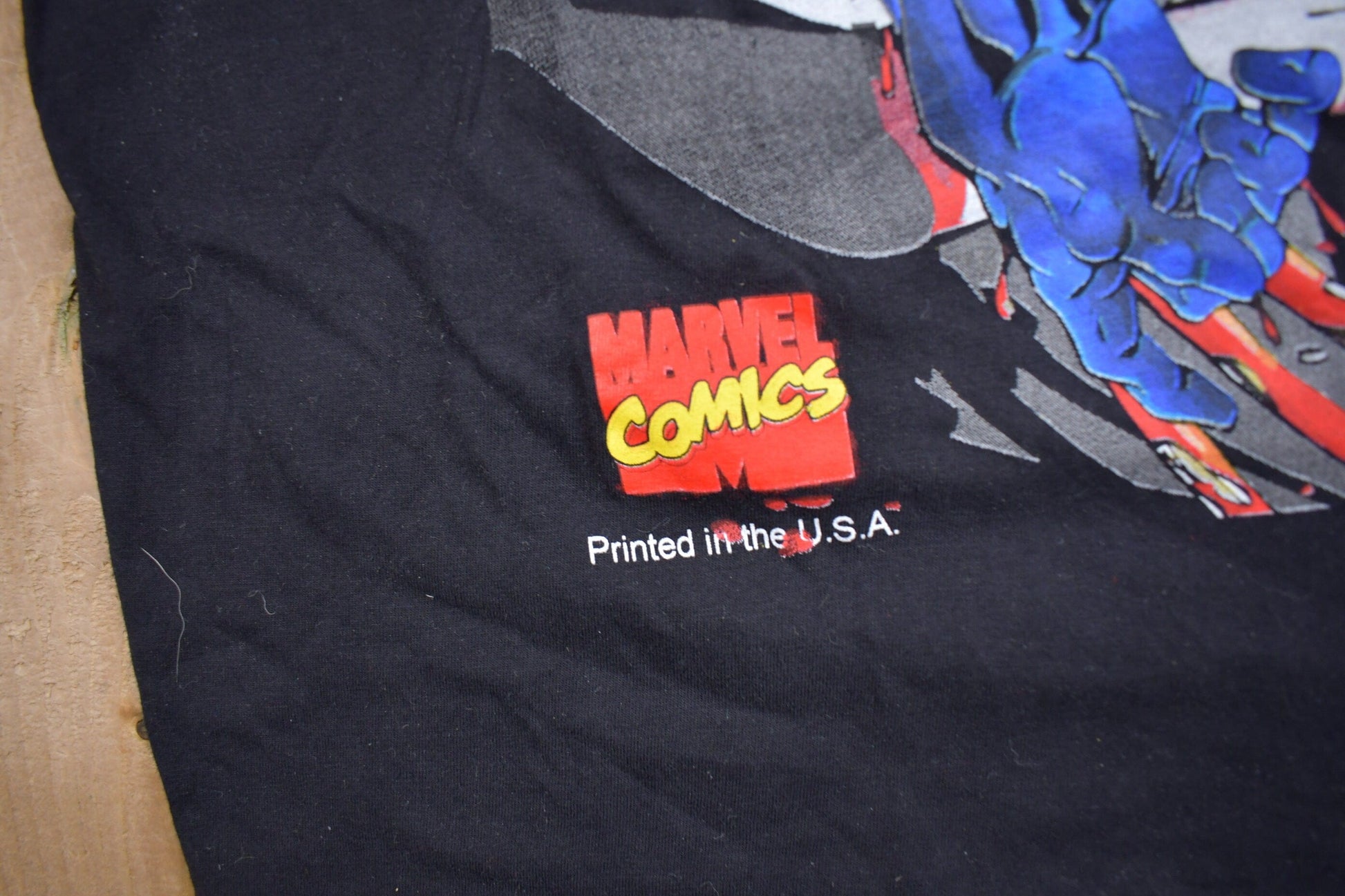 Vintage 1990s Wolverine X-Men Marvel Comics T-shirt from propervintagecanada
