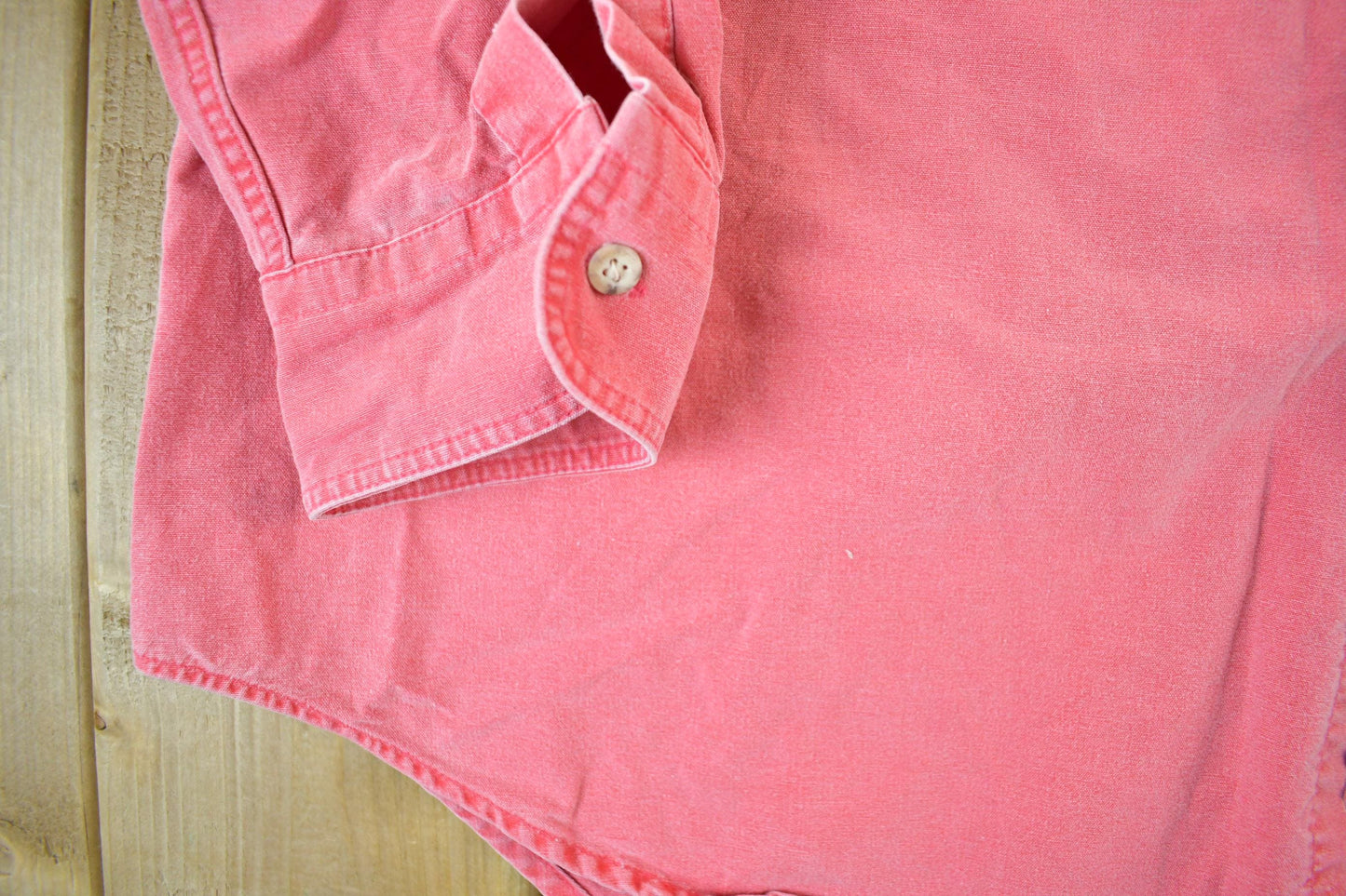 Vintage 1990s Woolrich Ducks Unlimited Sun Faded Button Up Shirt Men's 2XL from propervintagecanada