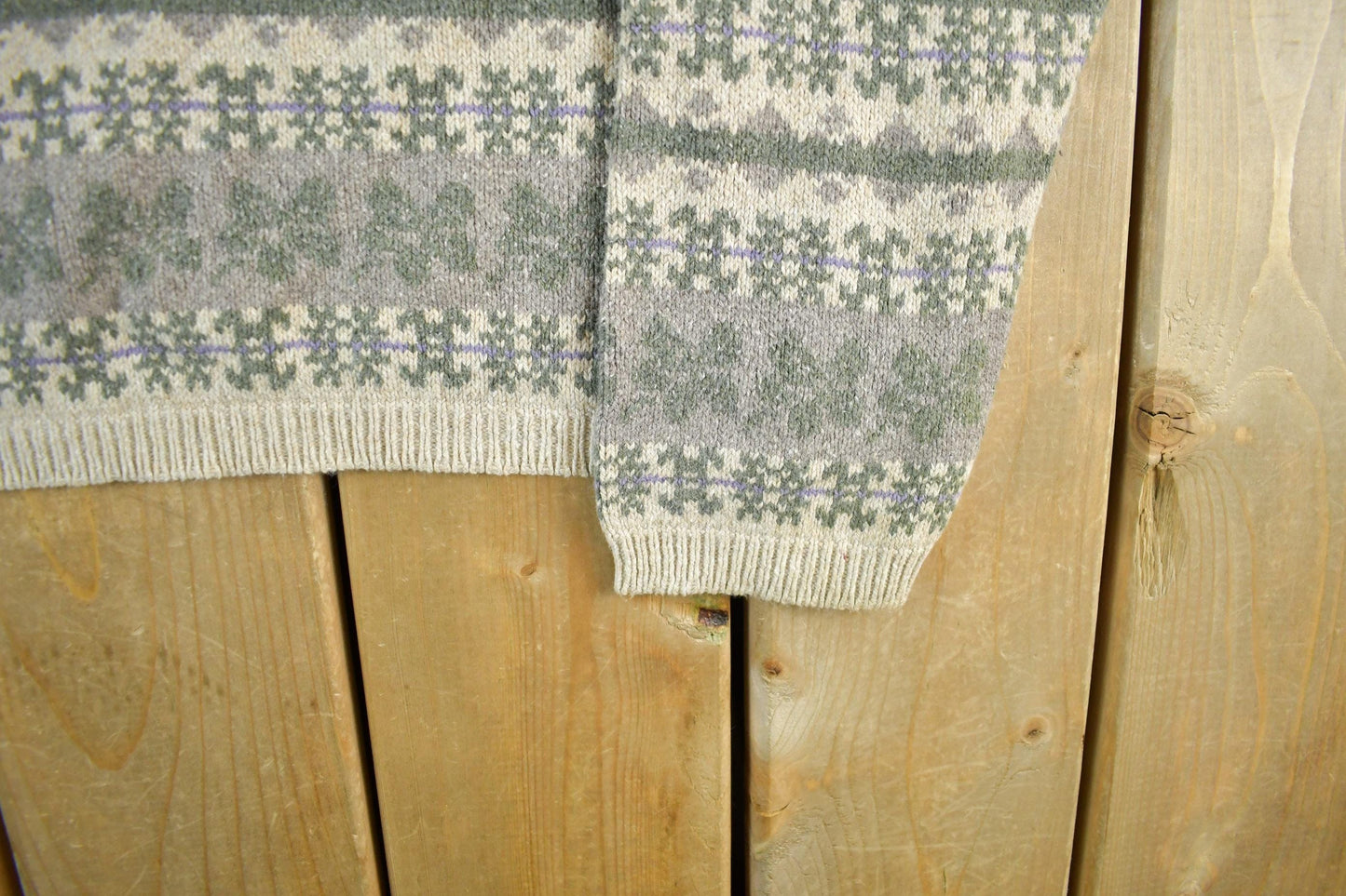 Vintage 1990s Woolrich Knit Sweater Womens Large from propervintagecanada