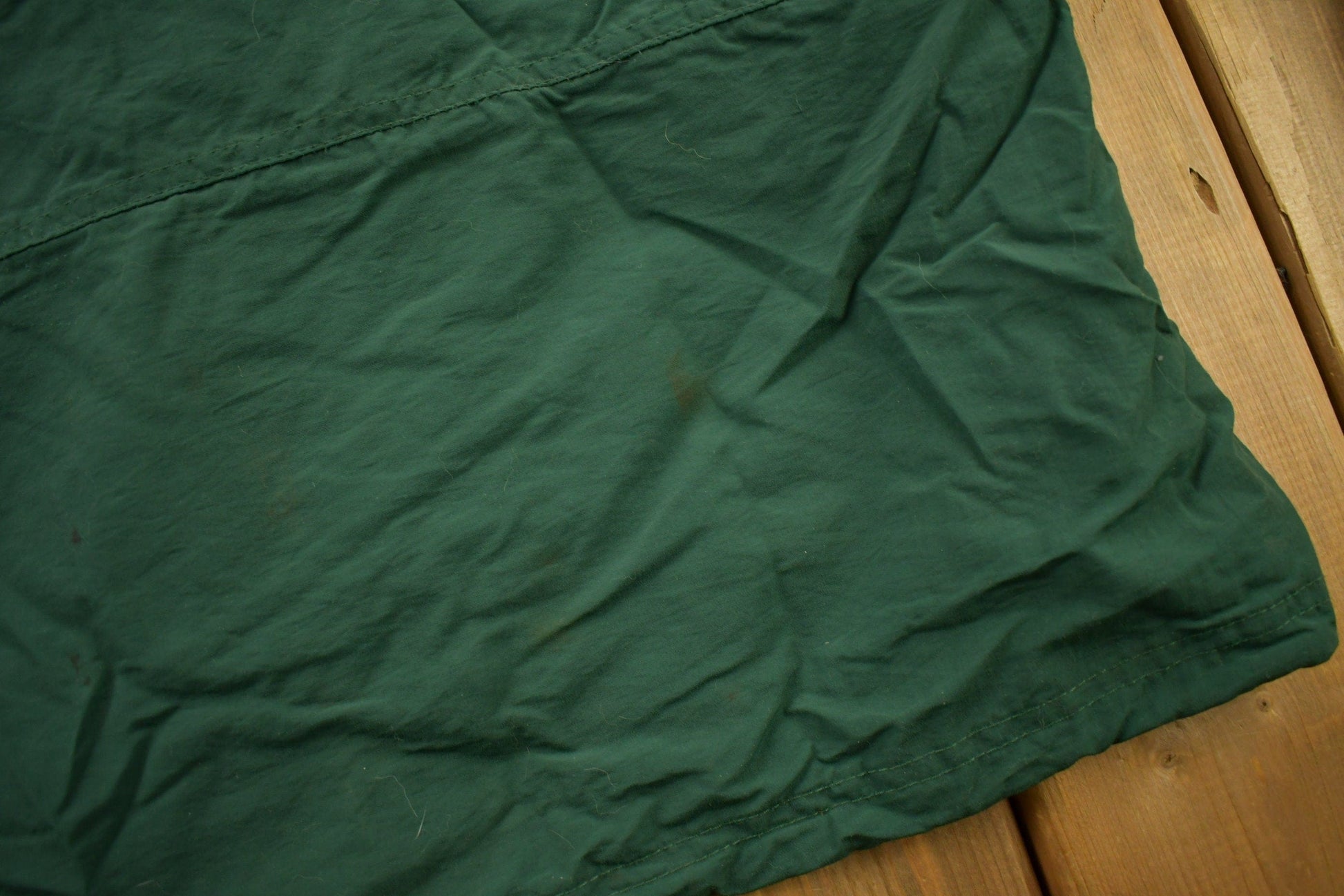 Vintage 1990s Woolrich Quarter Zip Windbreaker Jacket Men's Large from propervintagecanada
