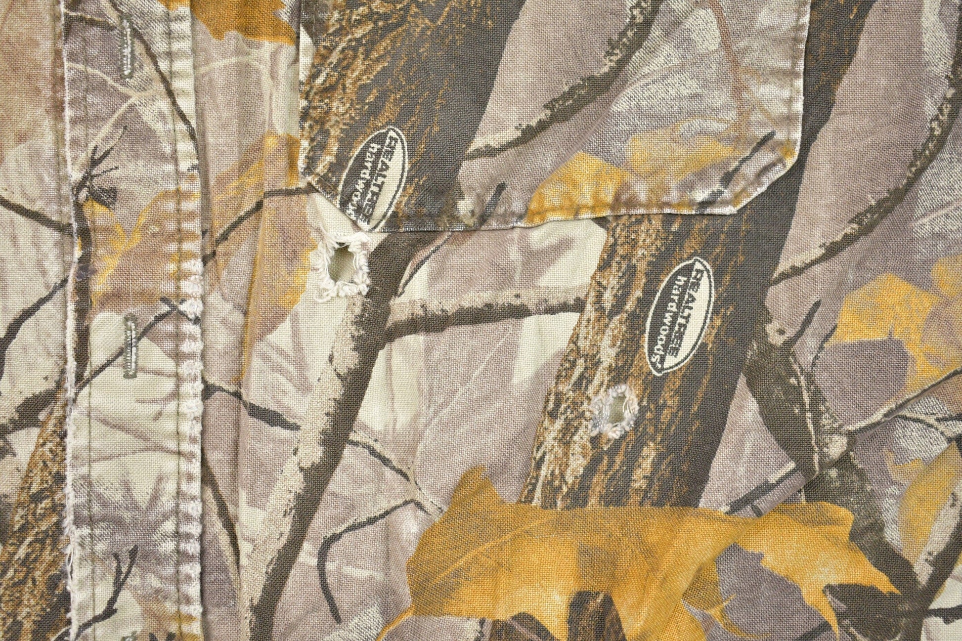 Vintage 1990s Woolrich Real Tree Camo Button Up Shirt Men's XL from propervintagecanada