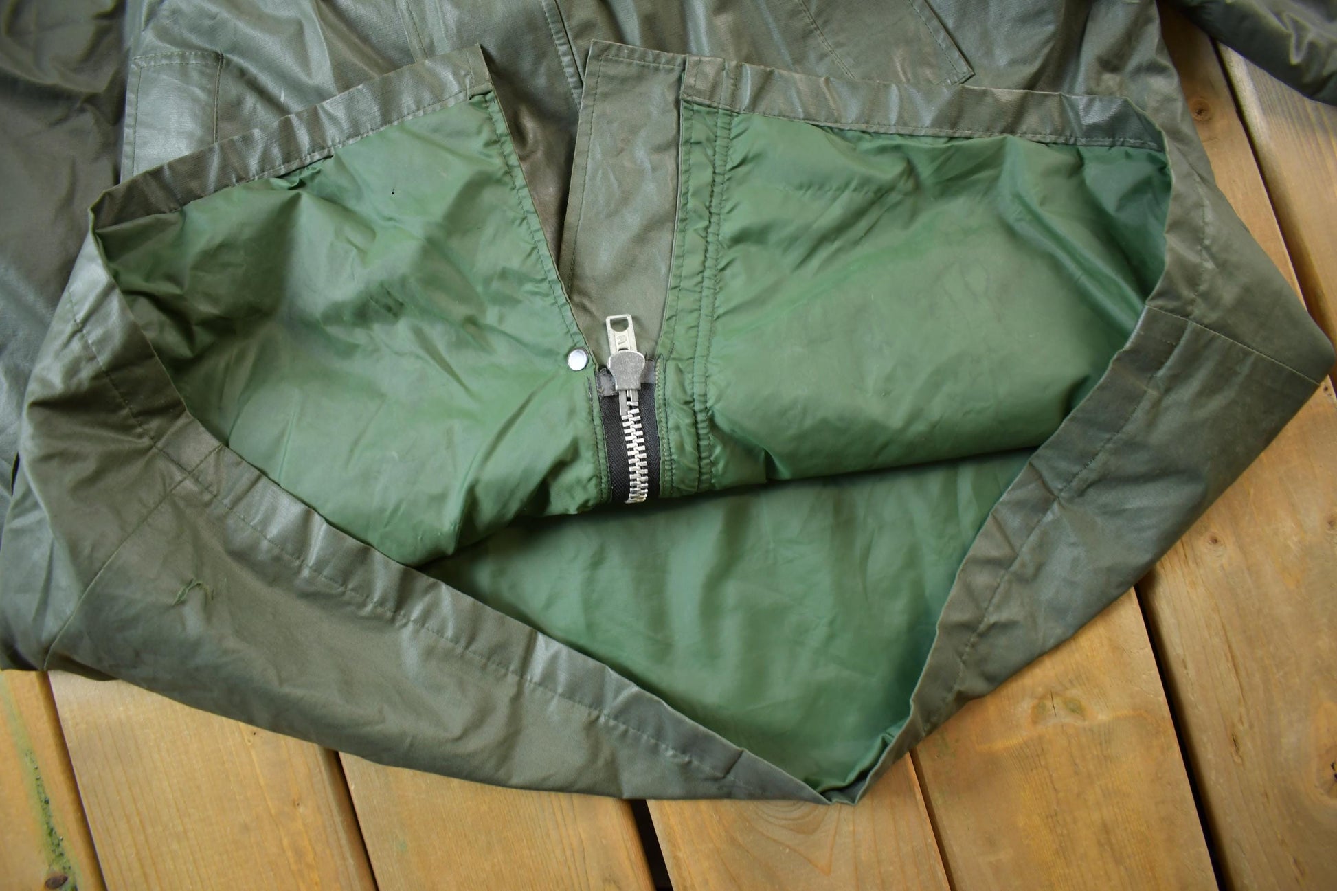 Vintage 1990s Woolrich Wool Lined Nylon Jacket Made In USA Men's XL from propervintagecanada