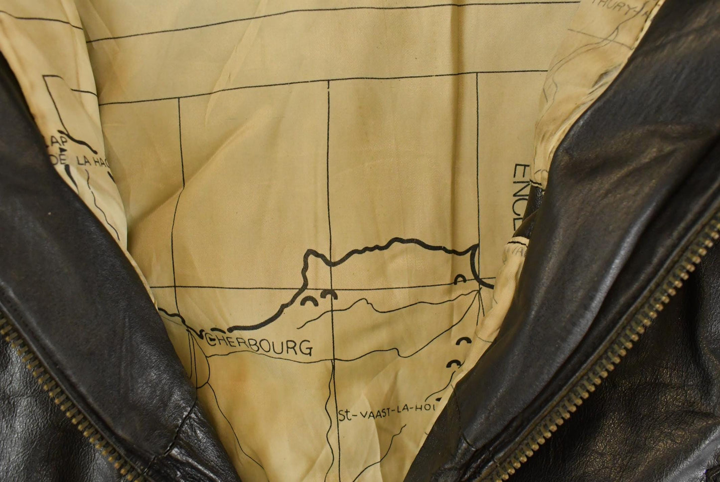 Vintage 1990s World Alliance Leather Bomber Flight Jacket Men's Medium / Leather Jacket / Streetwear / Full Zip from propervintagecanada