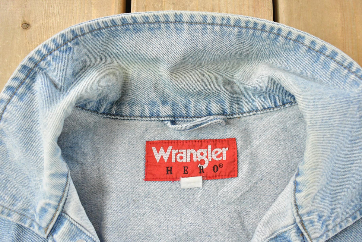 Vintage 1990s Wrangler Hero Light Wash Denim Jean Jacket Men's L from propervintagecanada