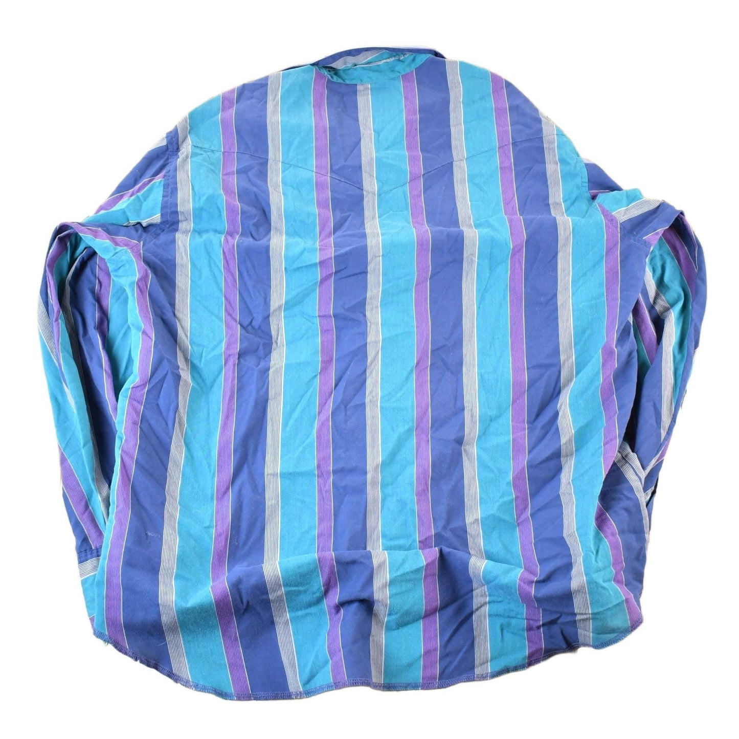 Vintage 1990s Wrangler Long Tails Single Needle Western Style Button Up Mens XL from propervintagecanada