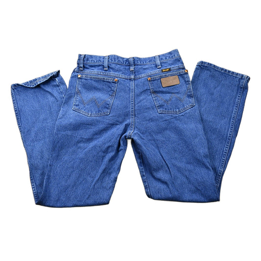 Vintage 1990s Wrangler Mid-Wash Bootcut Denim Jeans Men's 30 from propervintagecanada