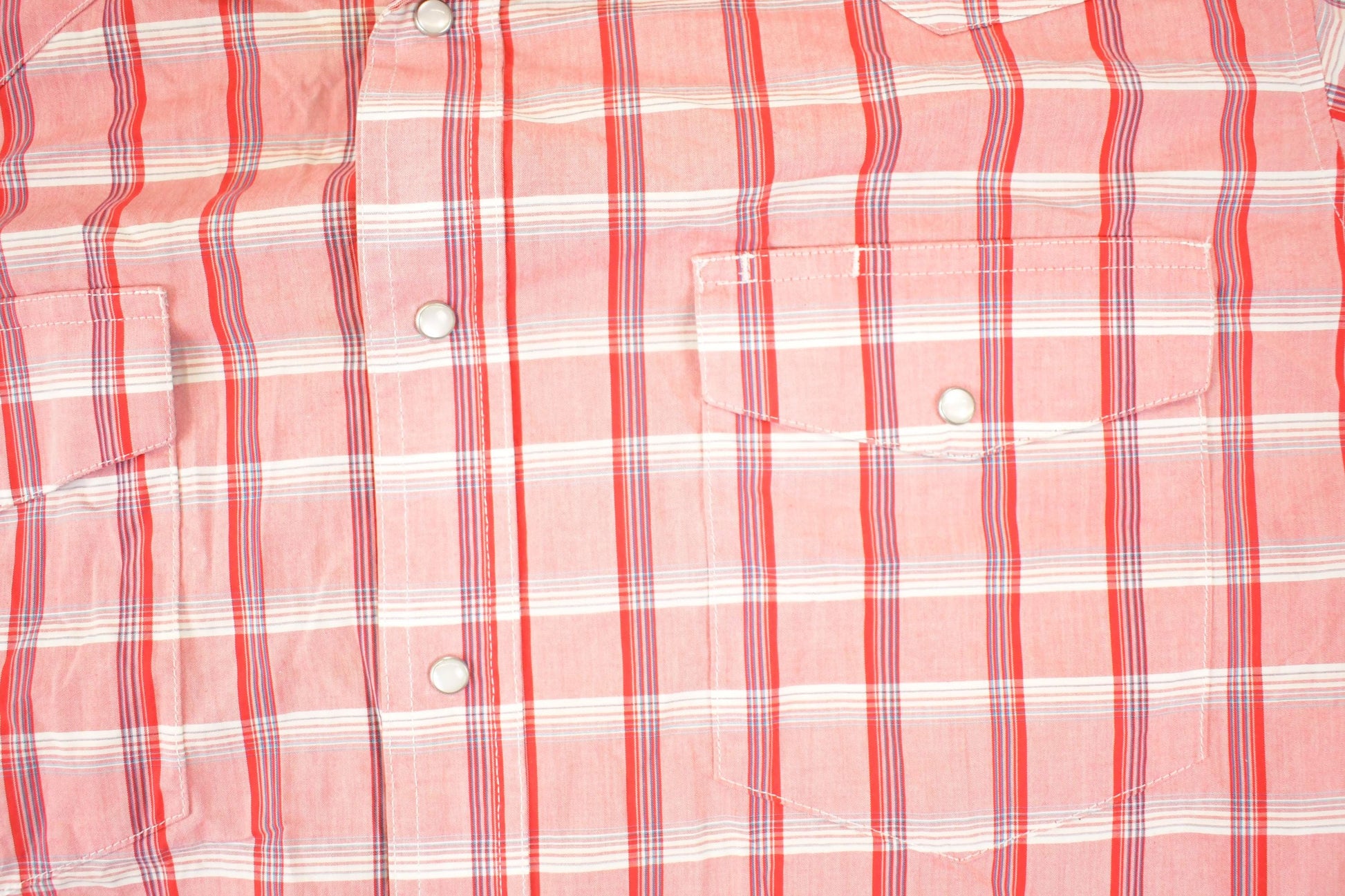 Vintage 1990s Wrangler Plaid Western Button Up Shirt Men's XL from propervintagecanada