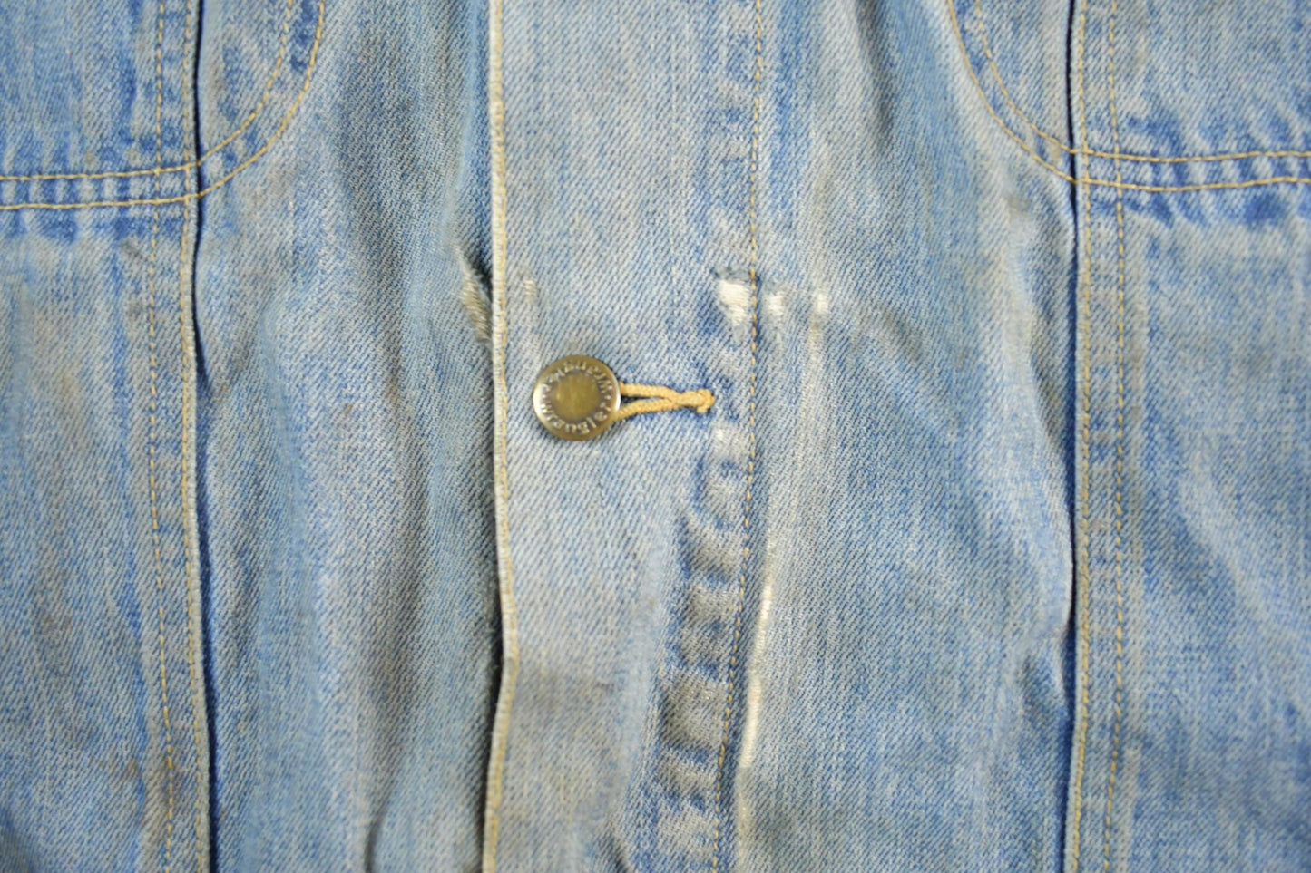 Vintage 1990s Wrangler Rugged Wear Distressed Denim Jean Trucker Jacket Men's XL from propervintagecanada