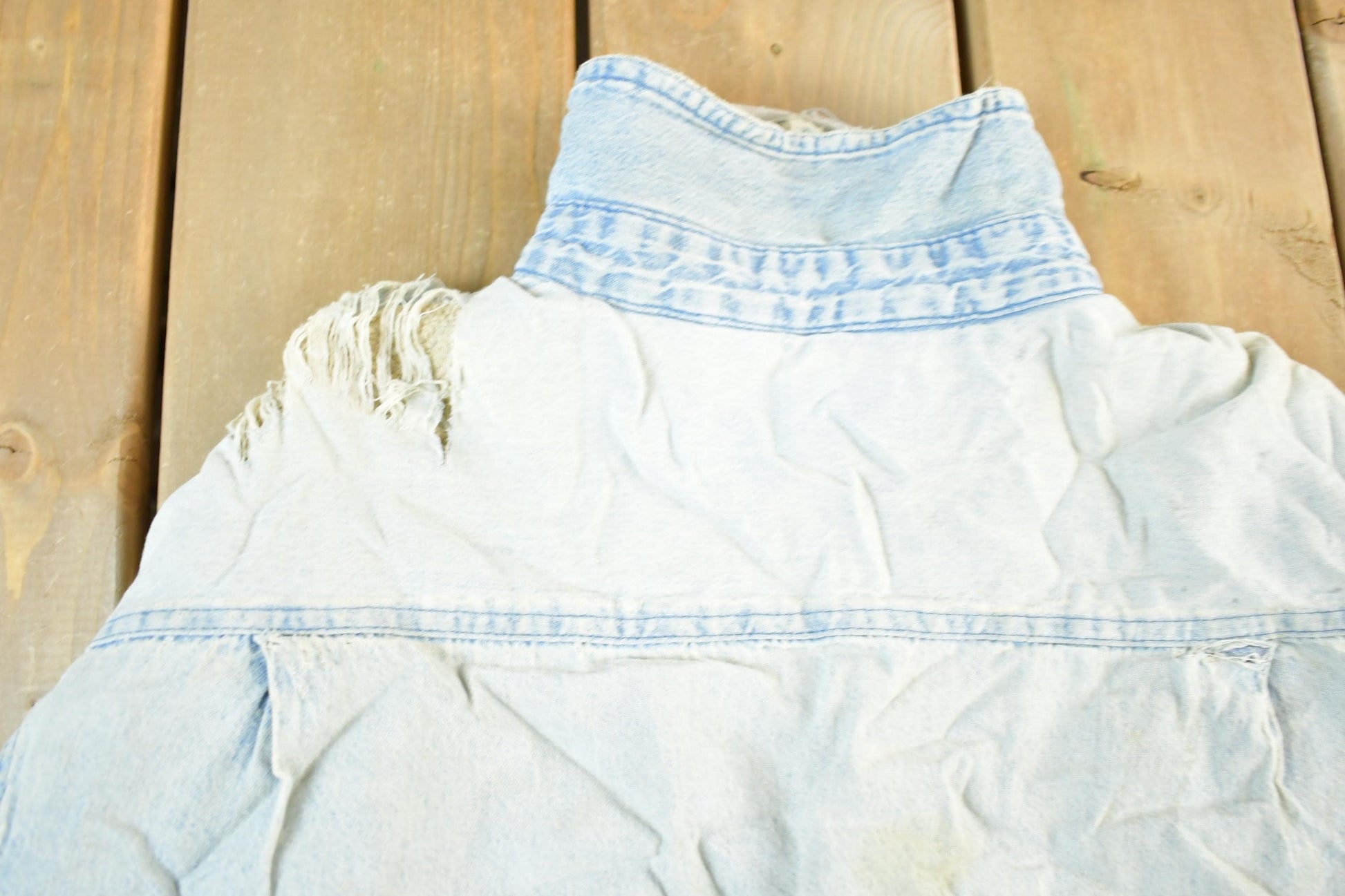 Vintage 1990s Wrangler Thrashed Distressed Lined Denim Button Up Shirt Men's Large from propervintagecanada