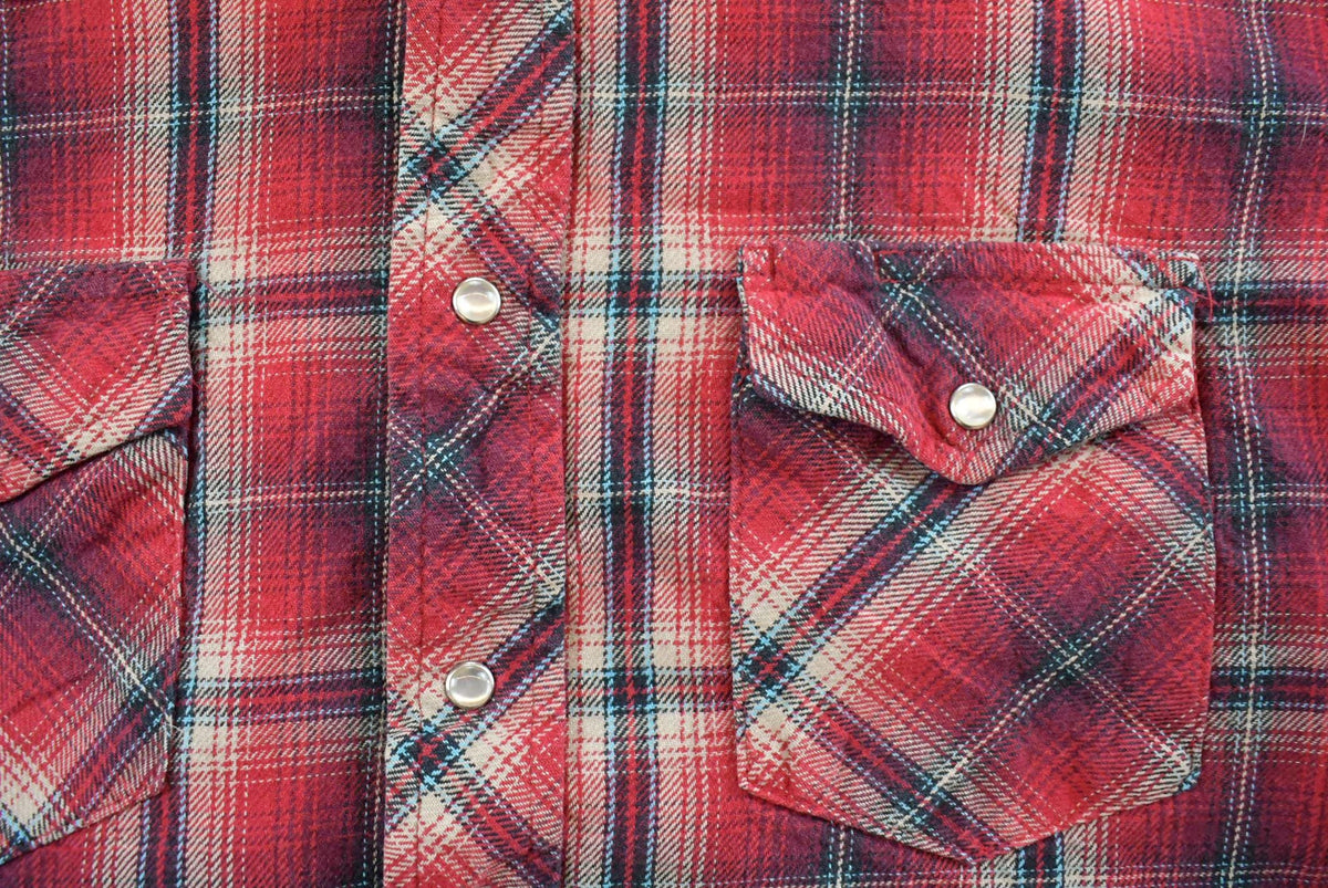 Vintage 1990s Wrangler Western Plaid Flannel Pearl Snap Shirt Men's M from propervintagecanada