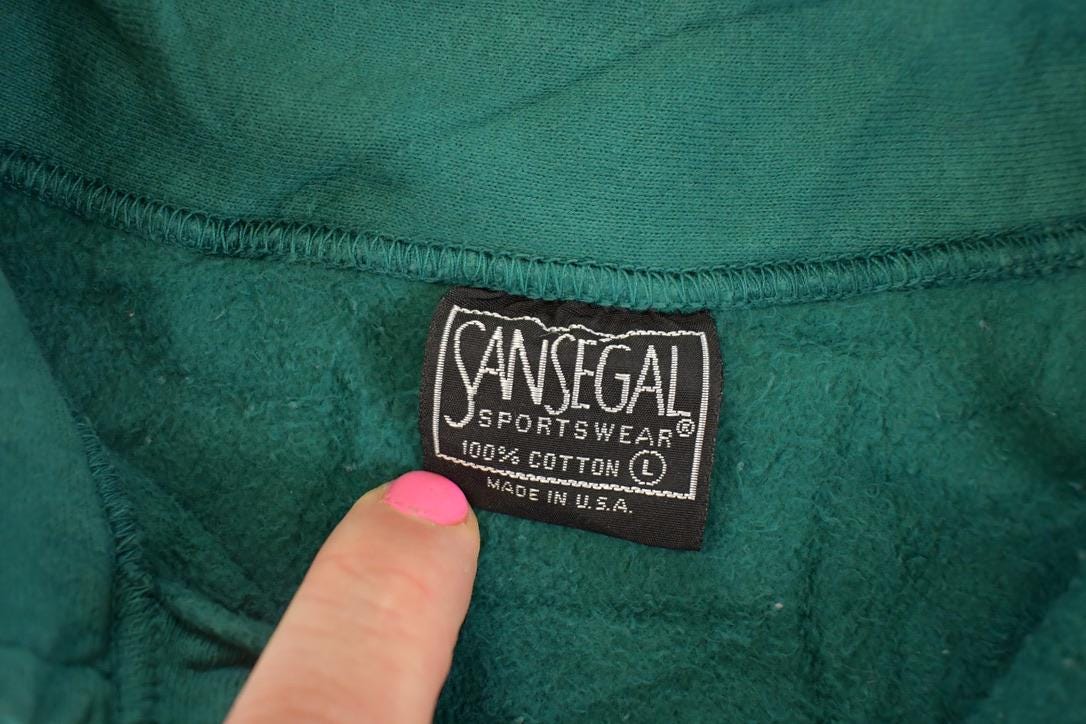 Vintage 1990s Yellowstone National Park Souvenir Sweatshirt Men's XL from propervintagecanada