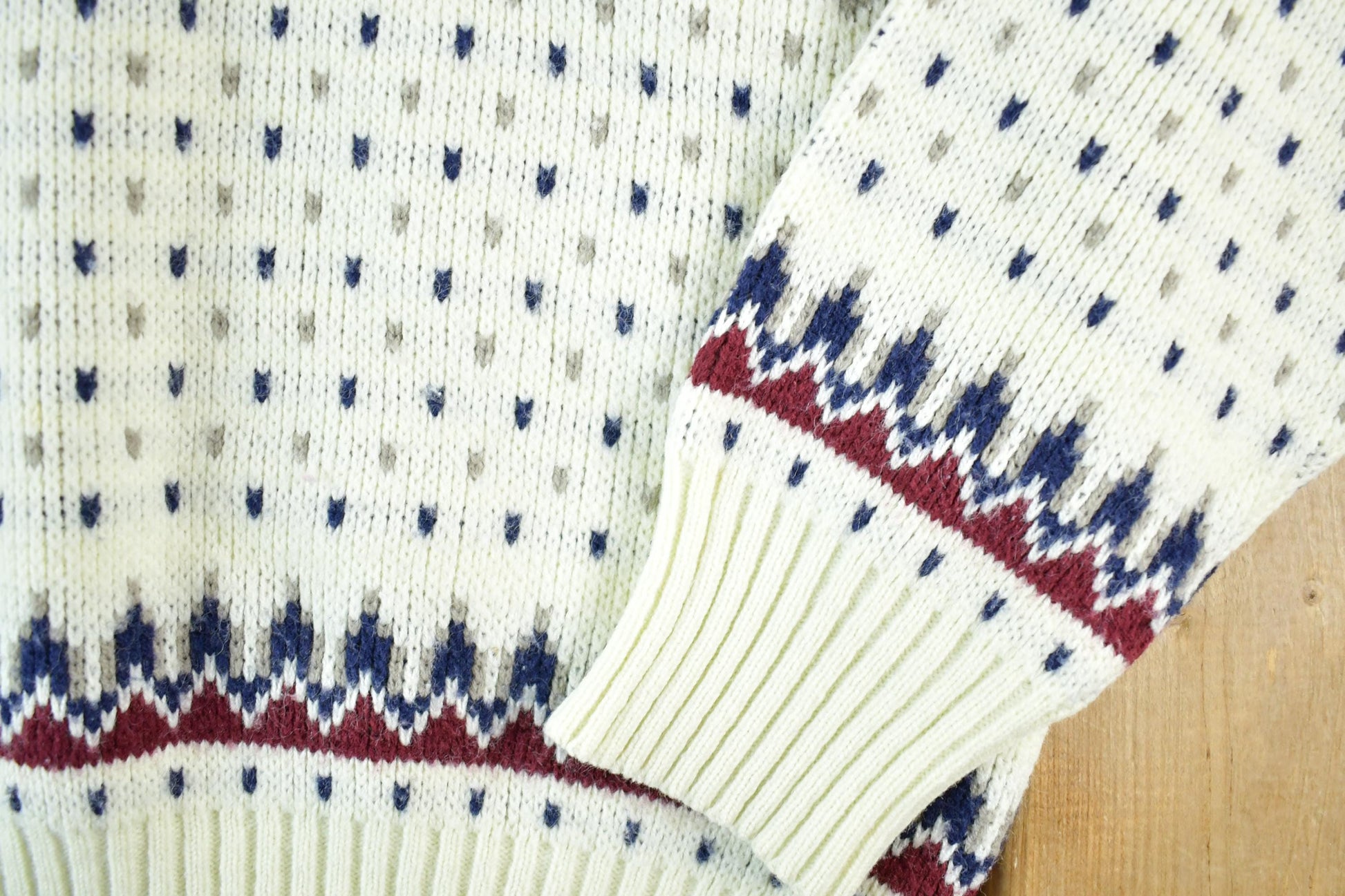 Vintage 1990s Youngbloods Knit Abstract Pattern Crewneck Sweater Men's XL from propervintagecanada