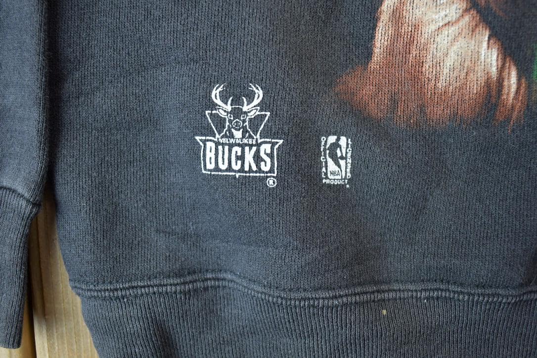Vintage 1990s Youth Milwaukee Bucks NBA Crewneck Sweatshirt Youth M from propervintagecanada