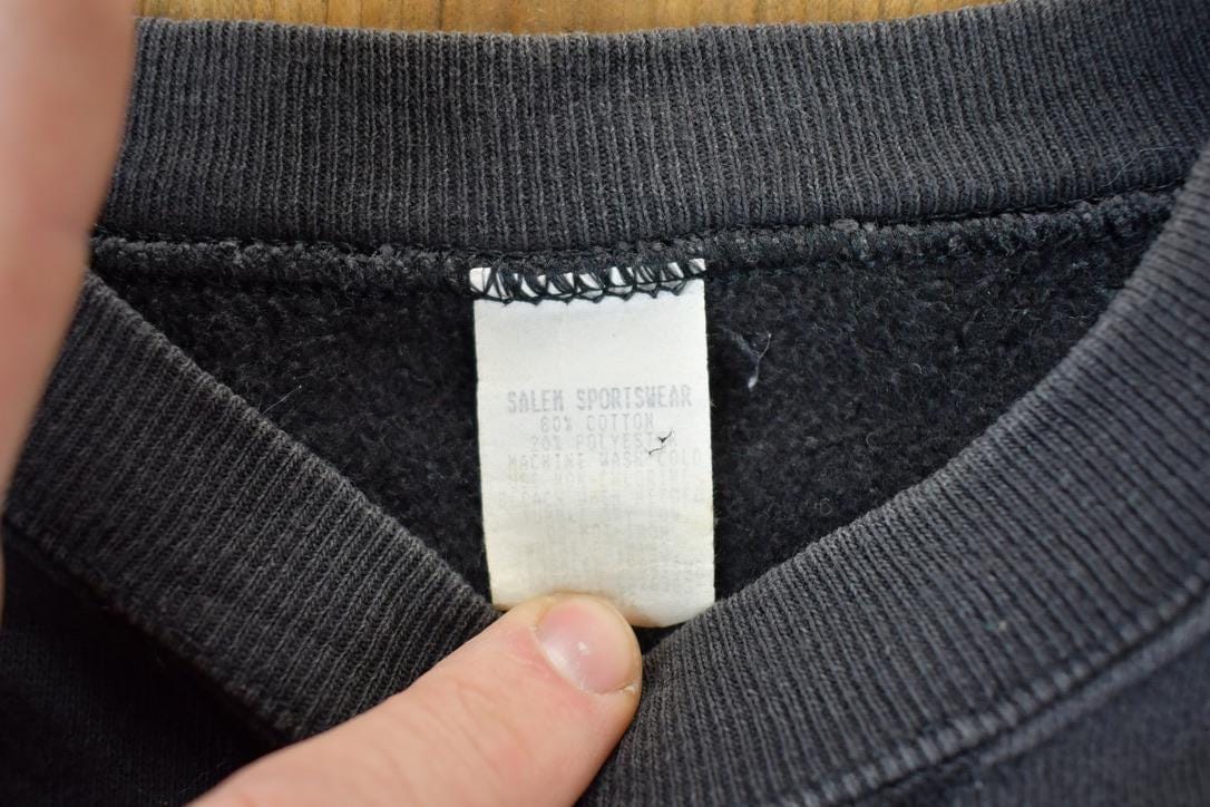 Vintage 1990s Youth Milwaukee Bucks NBA Crewneck Sweatshirt Youth M from propervintagecanada