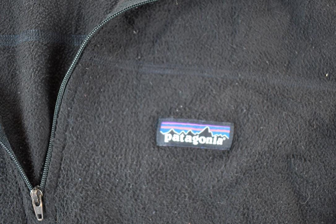 Vintage 1990s Youth Patagonia Fleece Outdoorsman Sweater Youth XL from propervintagecanada