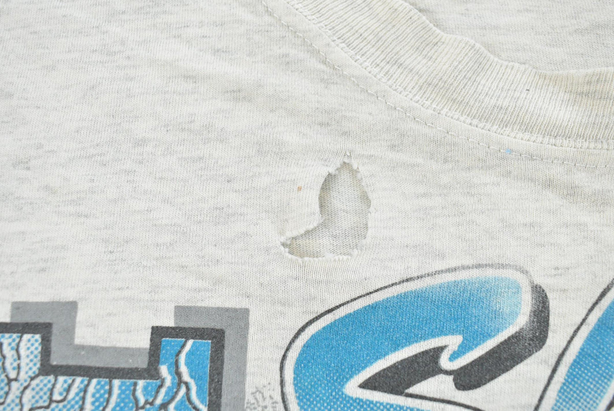 Vintage 1991 Bulletin Athletic San Jose Sharks NHL Graphic T-Shirt Men's XL from propervintagecanada