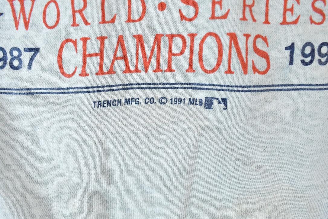 Vintage 1991 Minnesota Twice World Series Champions MLB Crewneck Sweatshirt Men's Large from propervintagecanada