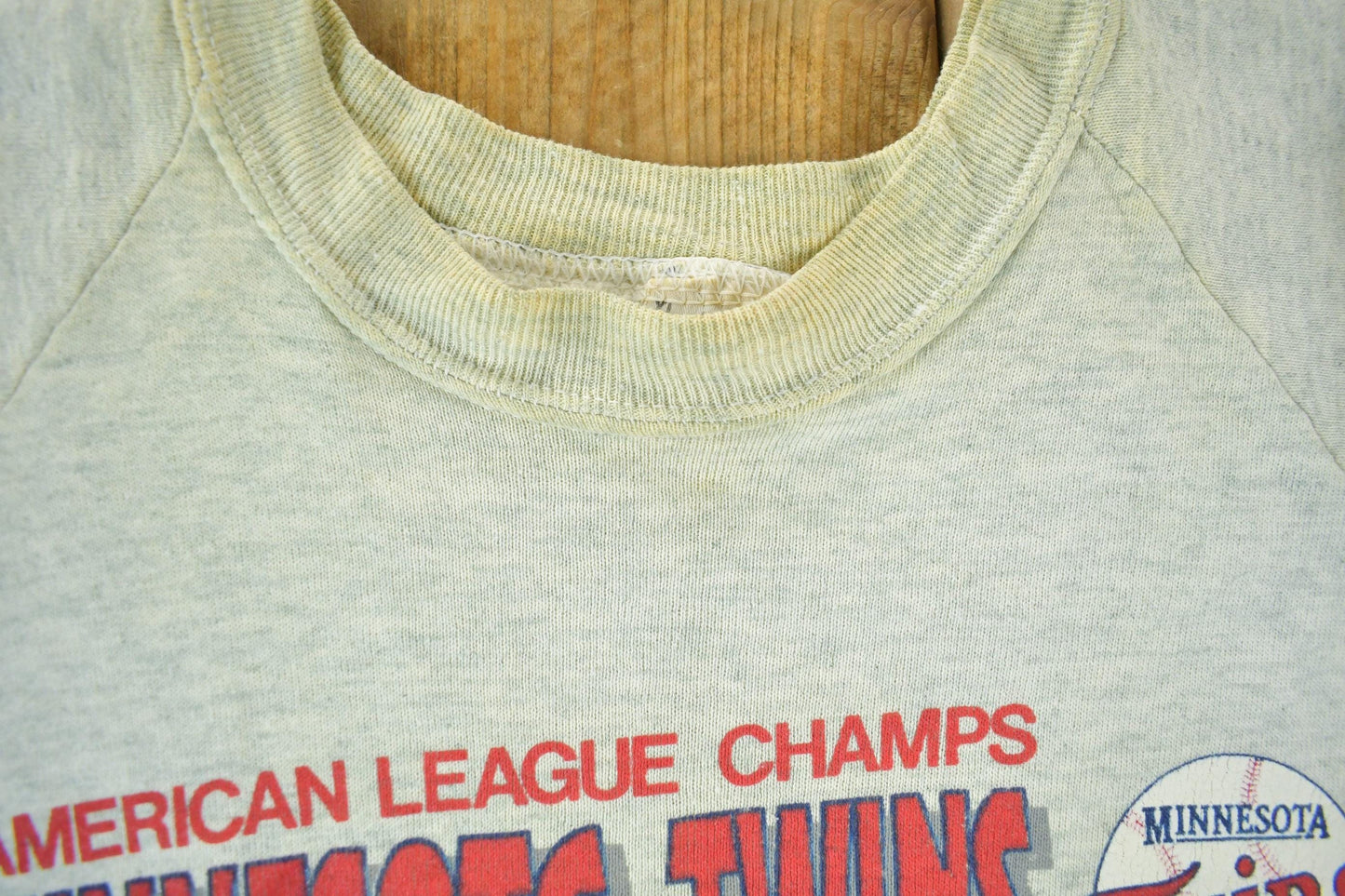 Vintage 1991 Minnesota Twins Atlanta Braves MLB Crewneck Sweatshirt Men's Large from propervintagecanada